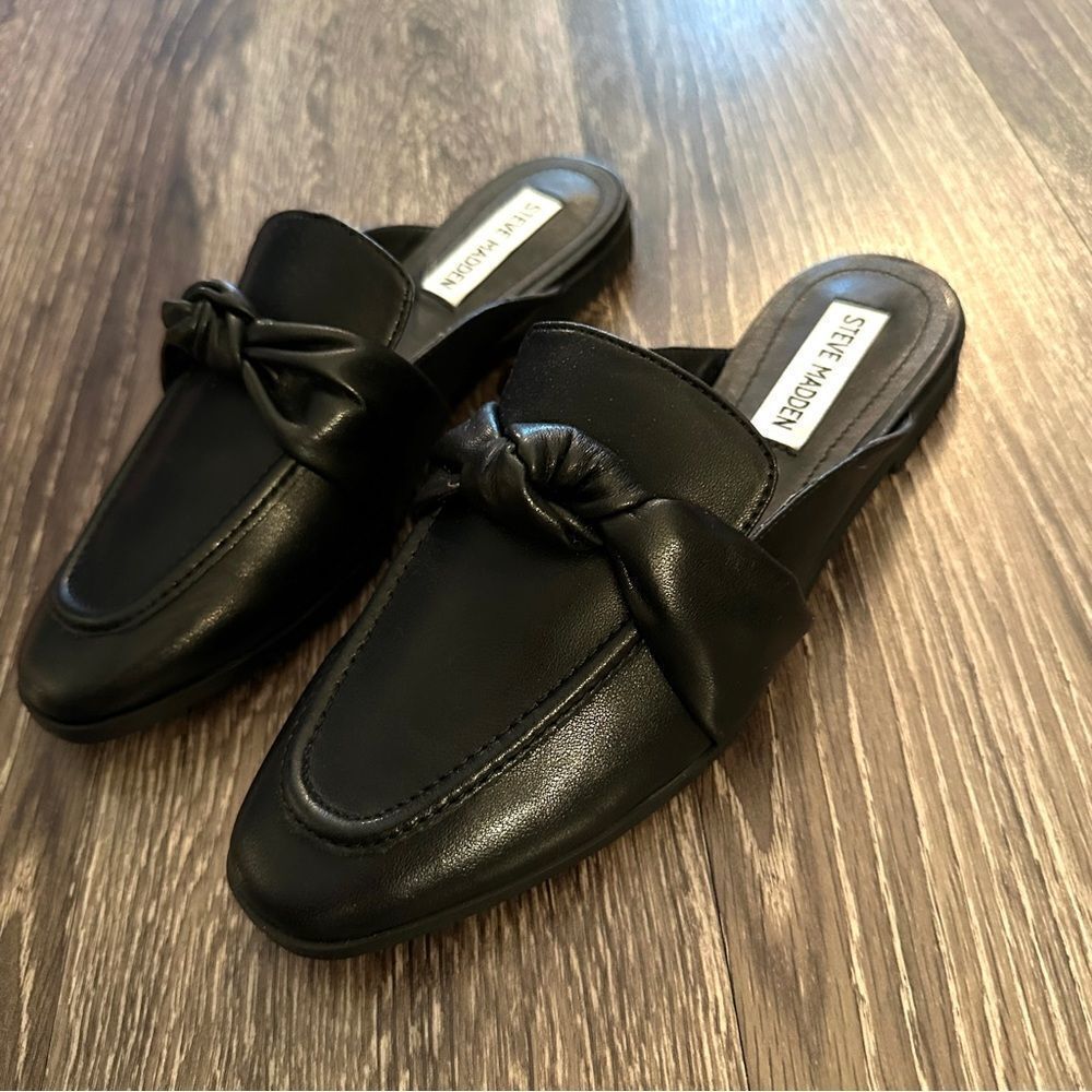 Steve Madden Chart Mule - Picture 3 of 8